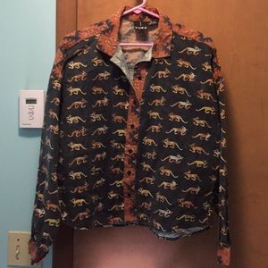 Collared button up Fox 🦊 shirt!!! 1 of a kind 🧡